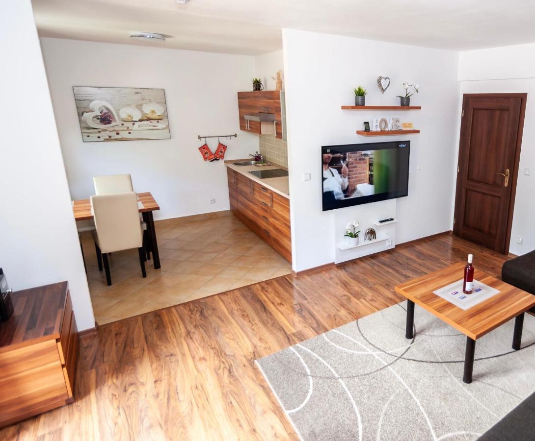 Vila Helena - Apartman Helena 15 Διαμέρισμα Ruzomberok Εξωτερικό φωτογραφία